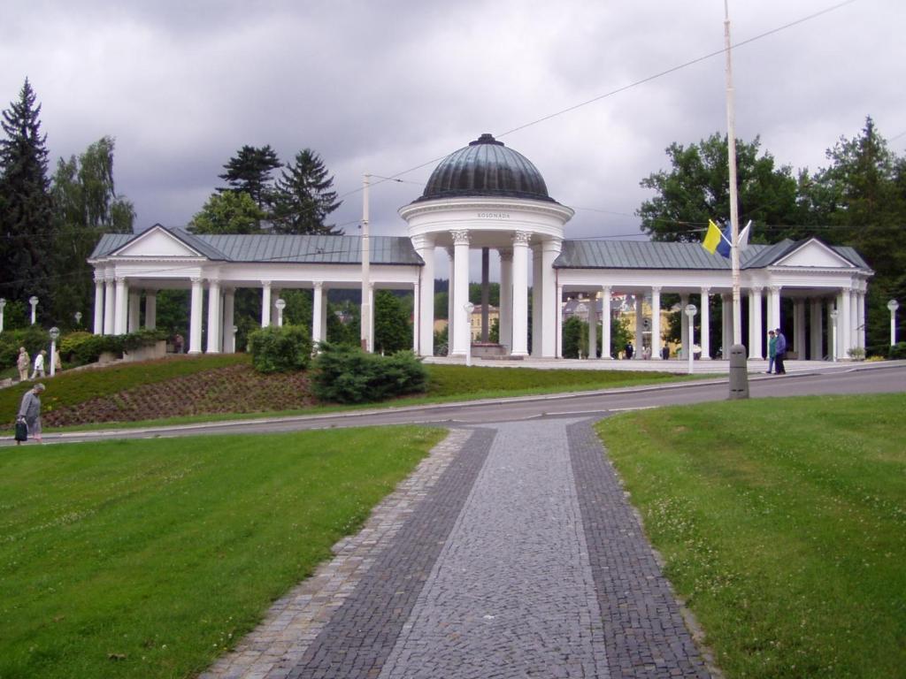 Topapartmany Lesni Mariánské Lázně Esterno foto